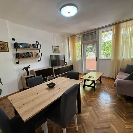 Lejlighed Large 3br In The Center 5bd *